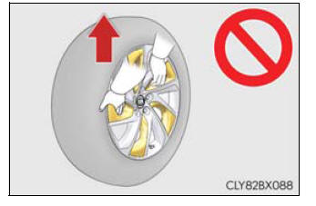 Lexus RX. Steps to take in an emergency